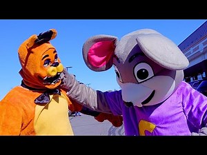 Freddy Fazbear VS Chuck E Cheese (FNaF 2 Movie Ending)