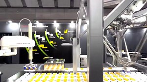 Dinamik ikiliyle tanışın: FANUC SR-6iA/C ve DR-3iB/6 robotları. 🤝 Gıda ürünlerini hassas ve hızlı bir şekilde sorunsuzca alıp yerleştirmelerini izleyin. SR-6iA/C, 6 kg taşıma kapasitesi ve ISO Sınıf 5 sertifikası ile taşıma, toplama ve paketleme için mükemmeldir. DR-3iB/6 ise tamamen kapalı paslanmaz çelik gövdesiyle hızı ve çok yönlülüğü yeni zirvelere taşır. Gıda endüstrisine yönelik FANUC çözümleri hakkında daha fazla bilgiyi burada bulabilirsiniz: 👇 ✅https://www.fanuc.eu/tr/tr/sektörler/gı