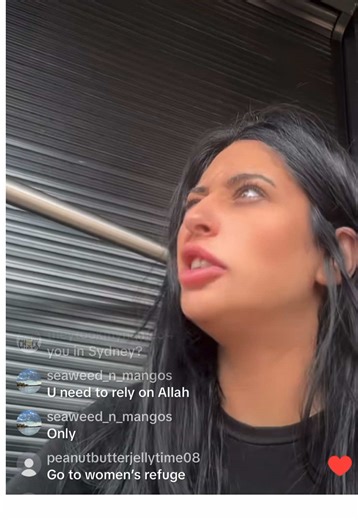 @yyisraa gets served and recognised on the street #aussietiktokdrama