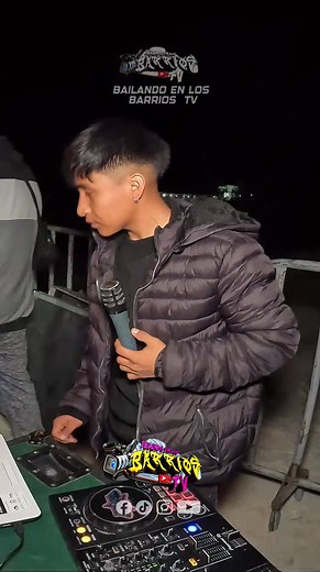 3K views · 29 reactions | ♥️SUSCRIBETE✨♥️Y  SINTONIZA  Bailando en los barrios TV  CHUCHITO MIX  #viraltiktok #viralreelschallenge #cumbia #picturechallenge #lainovaciondelabientesonidero #bailandoenlosbarriostv #conmoviendoelambientesonidero | Bailando En Los Barrios Tv | Facebook