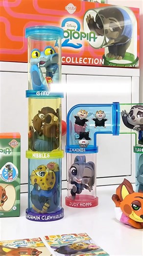 [OFFICIAL] Hộp Mù Mô Hình Disney Zootopia 2 – COSBI Collection ✨ ————————— 🦊🐰 Thiết kế dạng ống capsule mới lạ, kết hợp màu sáng độ bóng nhẹ giúp nhân vật trông “fresh” hơn bao giờ hết! 📍 Nhỏ xinh nhưng chụp hình check-in thì lên ảnh cực đỉnh 🌟 ➖ ➖➖➖➖ Sản phẩm có bán tại các chi nhánh MOSS: 🔴 𝐇𝐨̂̀ 𝐂𝐡𝐢́ 𝐌𝐢𝐧𝐡: 9-11 Nguyễn Huệ, Q.1 | 148 Nguyễn Gia Trí Q. Bình Thạnh | Aeon Mall Tân Phú | Gigamall 🔴𝐇𝐚̀ 𝐍𝐨̣̂𝐢: - Vincom Mega Mall Royal City (đang sửa chữa) 🔴 𝐇𝐚̉𝐢 𝐏𝐡𝐨̀𝐧𝐠: -