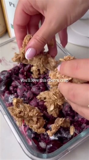 Try this delicious cherry crisp recipe 😍 #cherry #recipe