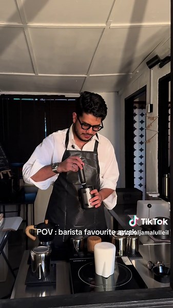 Malu Lah, Wahai Bulan Purnama – Syed Iqbal