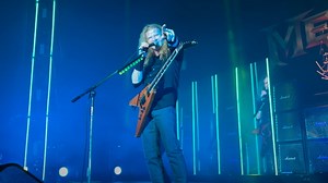 Watch Front-Row Video Of MEGADETH's Concert In Houston