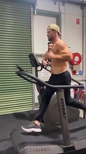 17M views · 58K reactions | Nothing better than some sprint training to start your week @centrfit | Chris Hemsworth | Facebook