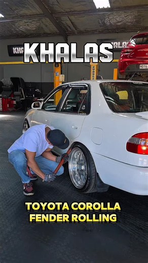 Khalid Khan on Instagram: "Corolla Fender Rolling🔥✊🏾👊🏽 #khalaslenasia #foryou #stance #fenderrolling #southafricatiktok🇿🇦 And Just Like That it's Khalas"