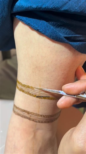 Sanjana yadav | Beautiful feet’s mehandi 🍃 My beautiful bride @rajpriya_s 🫶🧿 #bride #love #mehandi #trendingreels #reels | Instagram