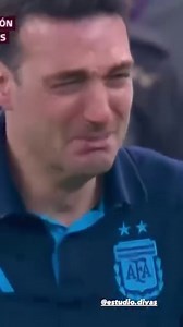 2.7M views · 68K reactions | Ser Entrenador es una de las labores más difíciles del mundo. DT Lionel Sebastián Scaloni Cómo Entrenador ha ganado: 1 Copa América 1 Copa de Campeones Conmebol-UEFA 1 Copa Mundial de Fútbol 1 Torneo Internacional de Fútbol Sub-20 de la Alcudia Cómo jugador Jugador ganó: 1 Liga de España 1 Copa del Rey 2 Supercopa de España 1 Copa Mundial de Fútbol Juvenil | Entrenador de Fútbol | Facebook