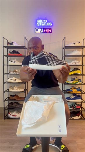 BURBERRY Check Pattern Sneakers with Barbed Wire Laces