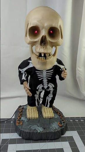 Gemmy Big Head Skeleton Halloween singing animated - See how it works