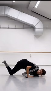 11K views · 232 reactions | 簾 10.2022 Blue World @macmiller @mir_dance_company @musiktheaterimrevier #improvisation #contemporarydance #dance #practice #movement #art #dancer #dancereel #impro | Marie-Louise Hertog | Facebook