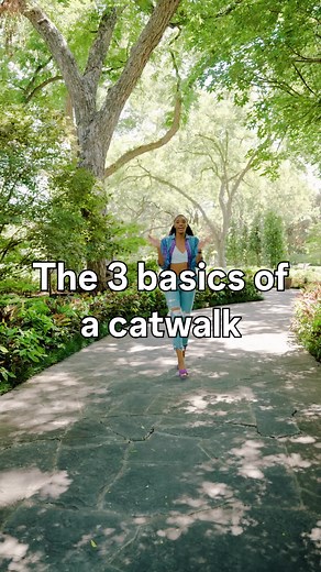 HERE ARE THE 3️⃣ BASICS OF A CAT WALK 👠‼️ • • • TOP @FOREVER 21 PANTS @ZARA SHOES @stevemadden BE SURE TO FOLLOW ME ON INSTAGRAM (LINK IN BIO) 🫶🏾 #model #fashion #modeling #catwalk