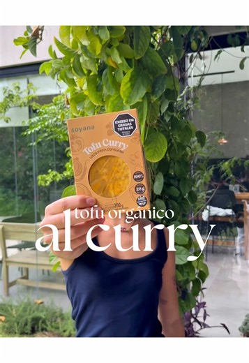 Tofu al curry en 1 minuto 🧡 El tofu orgánico es la mejor proteína para tener lista en la heladera y solucionar cualquier comida. 🧡 Yo usé: - Tofu curry orgánico @soyana_alimentos - Brócoli al vapor - Garbanzos Animate a comer rico y sano, creeme que es un camino de ida✨ #creatorsearchinsights #tofu #proteinavegetal #recetassaludables #recetasfaciles