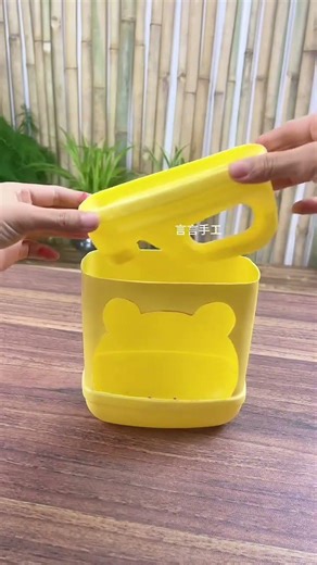 Creative Reuse: DIY Double-Layer Soap Box from Dish Soap Bottles