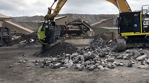 28 reactions · 5 comments | The Flipscreen screening bucket screens ANY material, on ANY carrier. The world’s best screening attachment also has a range of mesh sizes, that are changed on-site, in under 5 minutes. Including a brush kit, for wet material, and a mixing plate for mixing material, e.g. Concrete. Zero maintenance on select models, and zero setup time onsite, means serious profits. with Flip Screen | Earthmoving Equipment Magazine | Facebook