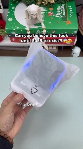 🎧 5-in-1 wireless inductive Bluetooth speaker! 🔥 Upgrade your music and convenience instantly! 📱✨ ✅ Five key features in one: ▪ Wireless charging Bluetooth 5.0 speaker 🎶🔋 ▪ Adjustable phone stand (portrait or landscape! 📱➡🖥) ▪ Gesture control and HD call microphone👆🎤 ▪ Extra-long battery life (12 hours of playback! ⏳🔊) ▪ Compact design, take it anywhere🏠➡🌳 ✅ Suitable for multiple scenarios: ▪ Home office/kitchen entertainment (stand can be adjusted 15-45°! 💻🍳) ▪ Outdoor activities/