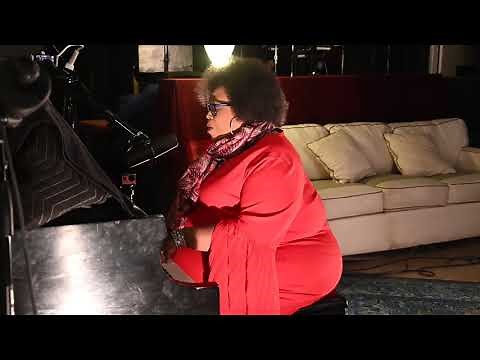 Lilli Lewis - "My American Heart"