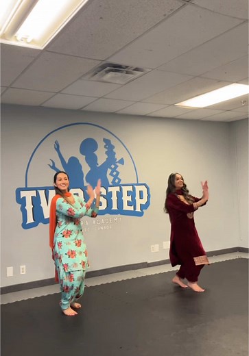 Join Giddha Classes at Two Step Bhangra Academy
