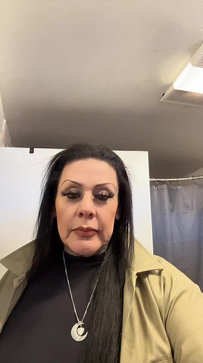 Chola Style Hair Tutorial and Styling Tips