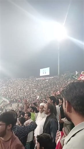 check imran khan popularity | watch full video please friends