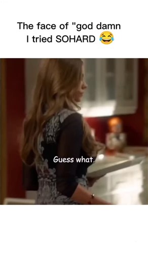 Reelcinema on Instagram: "Title: Modern Family Creators: Christopher Lloyd, Steven Levitan Genre: Sitcom, Comedy, Family Runtime: ~22 minutes per episode Language: English Release Date: September 23, 2009 Cast: Ed O’Neill, Sofía Vergara, Ty Burrell, Julie Bowen, Jesse Tyler Ferguson, Eric Stonestreet Storyline: Three interconnected families deal with parenting disasters, relationship drama, cultural clashes, and everyday chaos—shown through a mockumentary style that makes real life ridiculously 