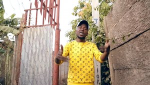 KILAMANI from Kwekwe is one of the most consistent artists to emerge from Zim, with years of conscious, positive music behind him yet his star hasn’t shone as brightly as it deserves. This is the year we believe he will break through in a big way. Mutorori, released six years ago, still speaks powerfully to today’s realities. Show him some love. | EarGround TV