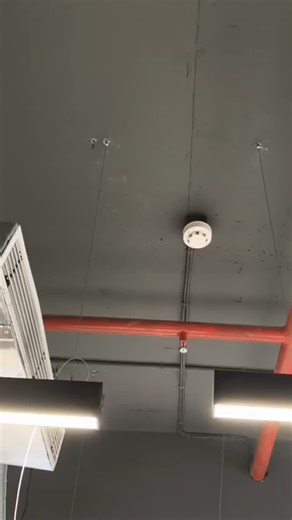 SEWP_SERVICES Pvt Ltd solution every work protection on Instagram: "🚨 Smoke Detector Blinking / LED Testing – Fire Alarm System Is video mein Fire Alarm System ke Smoke Detector ka blinking / LED indication testing demo dikhaya gaya hai, jisse samajh aata hai ki detector normal, fault aur alarm condition mein kaise behave karta hai. Yeh testing Total Tech Services ke trained technicians dwara fire safety guidelines & standards ke according ki gayi hai. Video fire safety training, AMC maintenanc