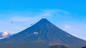 BICOL, PHILIPPINES: A region of fiery flavors, breathtaking landscapes, and warm hospitality. Embark on an unforgettable adventure as you explore the majestic Mayon Volcano, unwind on pristine beaches, and sample the delectable spicy cuisine that defines the region. #IslandLivingChannel #Bicol #MayonVolcano #CaramoanIslands #SpicyCuisine #PhilippinesTravel | ISLAND LIVING CHANNEL