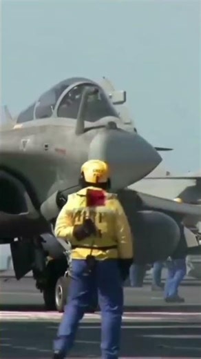 The is a powerful fighter jet designed for speed, agility,and precision in the air.#fighterjet#viral