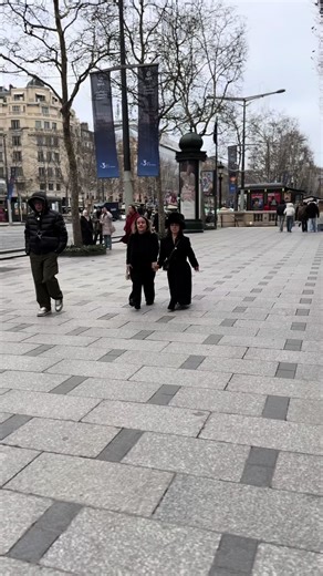 Exploring Dwarfism and Fashion in Paris