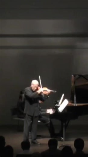 This week I will be performing in Israel in 2 concerts. On November 4th, the concert will be at the Ashdod Performing Arts Centre, in Ashdod. On November 5th, we will be performing at the Zichron Yaakov, in Alma. Orchestra: The Israel Opera Chamber Program: Saint-Säens Violin Concerto https://www.zappa-club.co.il/event/שלמה-מינץ-אלמא-20512695/ https://www.mishkan-ashdod.co.il/event.asp?event=5461 Here is a recent performance from Japan with pianist Hiromi Okada | Shlomo Mintz