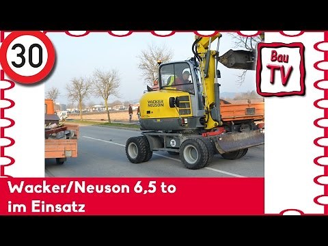 Wacker Neuson 6503 (6,5 to Mobilbagger) im Einsatz. Zugschwert Bau