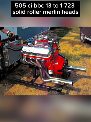 Comparing Ford and Chevrolet V8 Engines