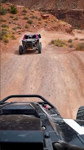 Epic Desert UTV Jumps & High-Speed Chase! 💨