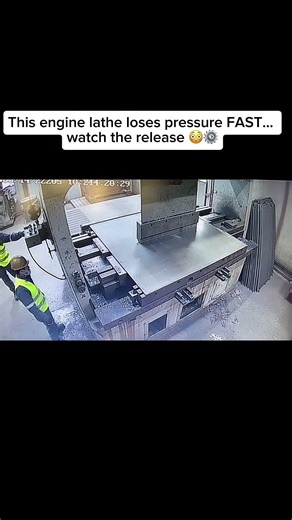 This engine lathe loses pressure FAST… watch the release 😳⚙️