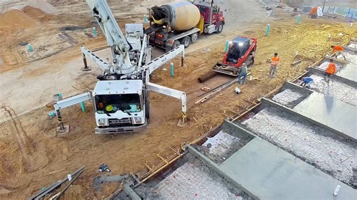 While most were still sleeping off the holidays, our crew was already at work. 3:00 AM. The day after Christmas. Concrete in the ground. This is what commitment to schedule and quality looks like. New townhome project officially underway. 💪🏗️ | Grayt-A Construction