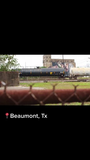 One of the latest murals in Beaumont, Tx. “Genesis” artwork by @drewmerritt1 #beaumont #beaumonttx #visitbeaumont #mural #muralfest #bmttx #art