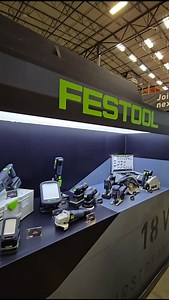 2.9K views · 12 reactions | Festool new cordless lights. SYSLITE KBS C and KAL C work lights. #festoolusa #festoolme #cordlesslight #interiorpainting #paintingbyjuan | Painting By Juan | Facebook