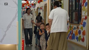 China's population falls for 4th straight year