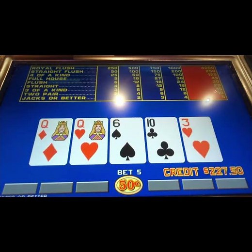 Video Poker: Betting On The Inside Straight Flush - Can We Get Lucky? #shorts