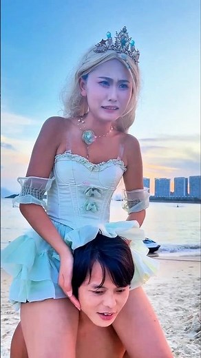 coco和天使猫狗大战。#小丑 #天使 #超人不会飞 #shorts #joker #entertainment