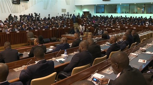 Moçambique - Parlamento aprova isenção do IVA a açúcar, óleos alimentares e sabões - RTP África