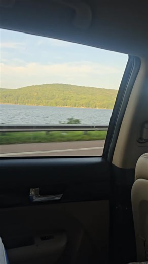 Lilly (@lillyanacolina)’s videos with original sound - Lilly