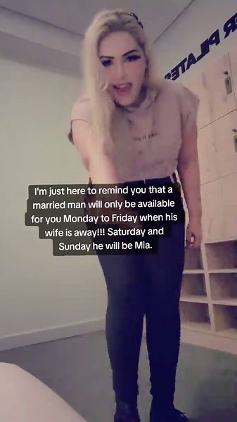 See it for what it is...you a second option...a spare Tyre...a time passer and FACT is if he's not using that time with you..he is gonna find someone else to have fun with and find entertainment...stop fooling urself into believing his words about being special and having a bond..coz believe me he will tell you he can have a 6 hour conversation only with you and then you'll end up seeing him doing it with someone else!!! why hurt yourself further❤️ ❤️thank you to all my ladies for always confidi