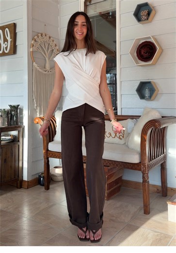 The Perfect Spring and Summer Top: Chic and Cute