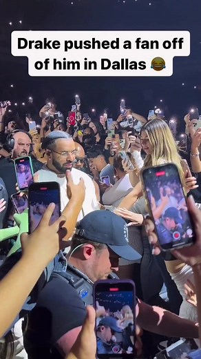 175K views · 426 reactions | Drake pushed a fan off of him in Dallas 﫶嵐 | Gary The Blogger | Facebook