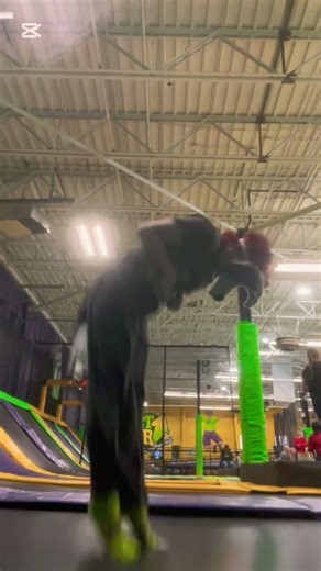 quadrobic jump! #quadrobics #furry #therian #sillybilly #fursuit #puppetboy #antizoo