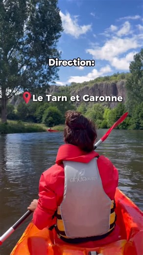 La Mad Jacques on Instagram: "Pagaie le jour, guinguette le soir 🫶 Direction le Tarn-et-Garonne pour une aventure en mode bi-goût : 50 % marche, 50 % canoë, 100% ravitos très très glouglou 📍Gorges de l’Aveyron 📸 du 23 au 25 mai ⛺️ 2 bivouacs et une grande soirée électro-swing Alpague moi en commentaire et je te file le lien magique de la billetterie. Dépêche toi, on me dit dans l’oreillette qu’il y a encore quelques billets au tarif early bird… 🐥 cc @tourisme_tarn_et_garonne 🎥 Bruniquel Aur