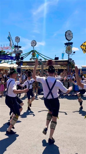 🎉 Münchner Frühlingsfest 2026 🎡📍Munich, Germany 📅 Friday, April 17 – Sunday, May 10, 2026