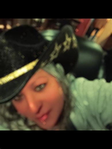 K😶‍🌫️Hassle❌ (@harka613)’s videos with Your Smile - Gerald Levert